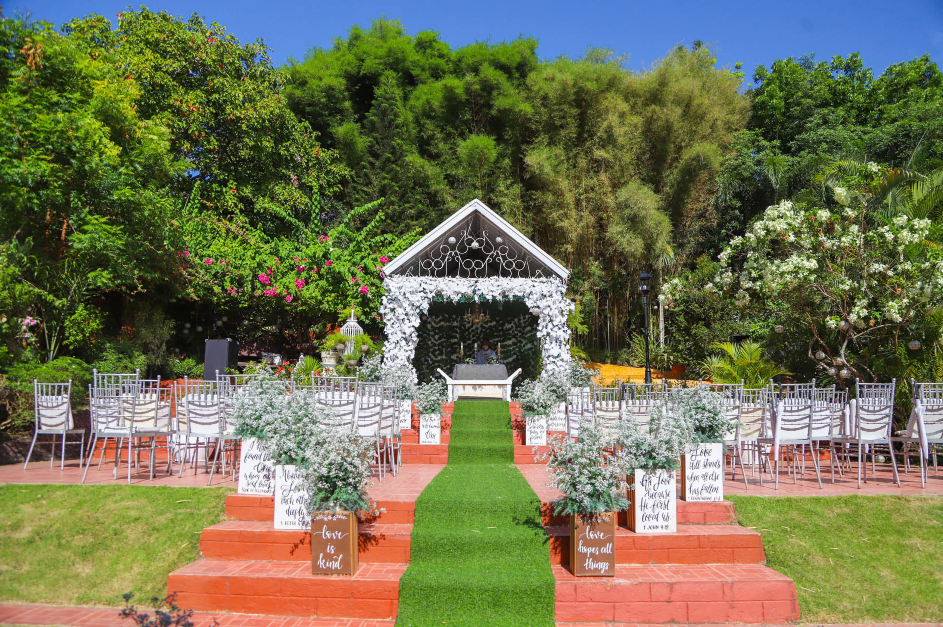 Garden ceremony setup at Mango Hills